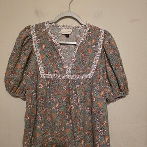 Universal Thread Floral Blouse in Teal and Orange With Bell Sleeves Size Small